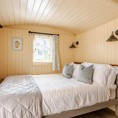 Shepherd'S Hut, Bath Eksteriør bilde