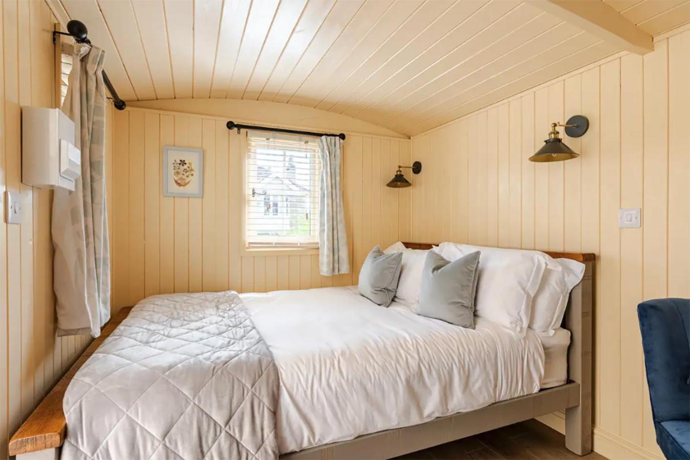 Shepherd'S Hut, Bath Eksteriør bilde
